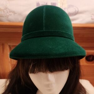 Vintage Emerald Green Hat